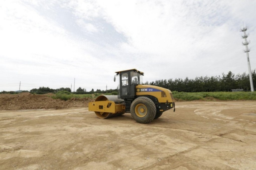 Used excavators, used bulldozers, used loaders, used construction equipment, used construction machinery, used excavation equipment, used forklifts, used crawler bulldozers, used wheel loaders